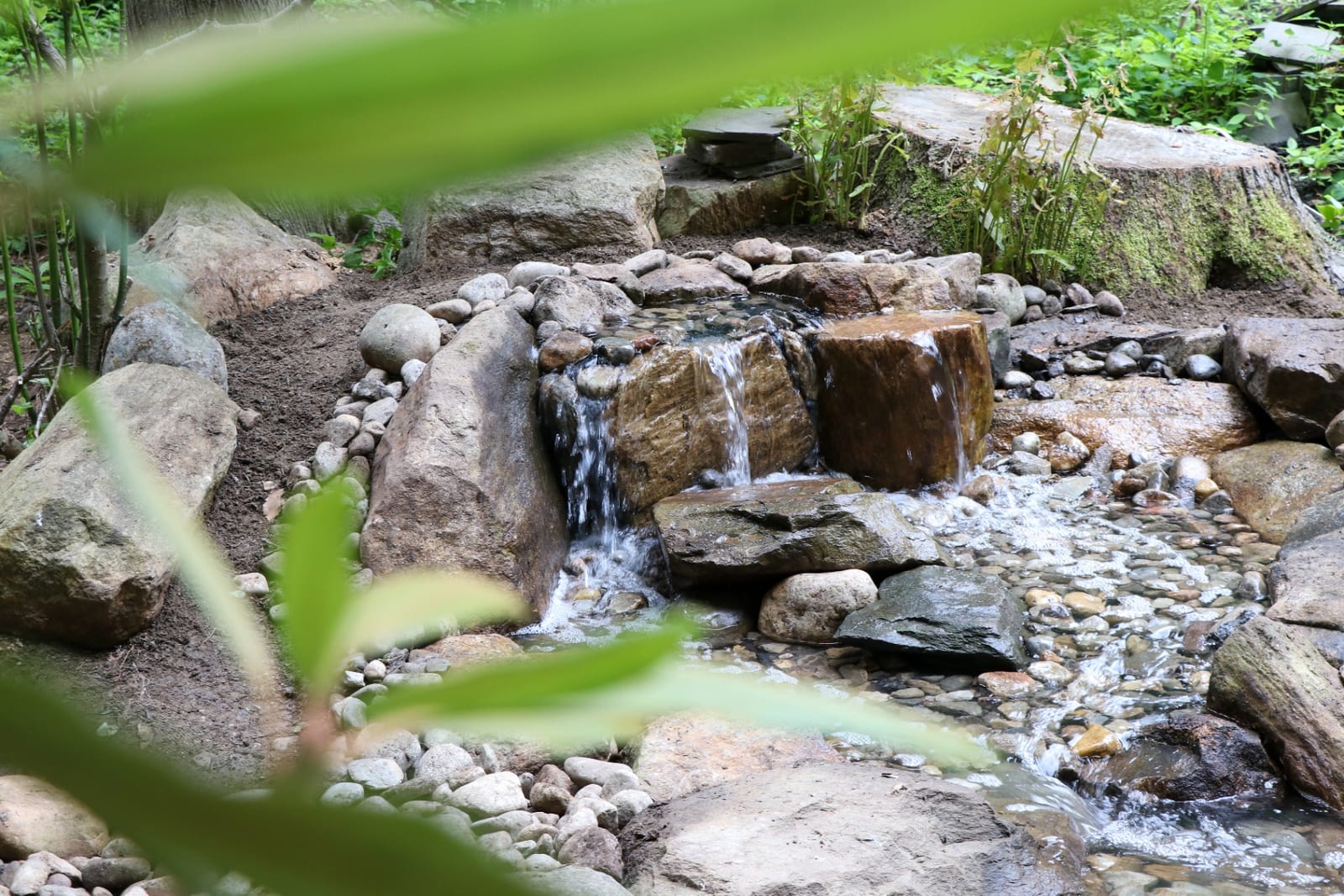 Disappearing Waterfall showing natural stone and water flow