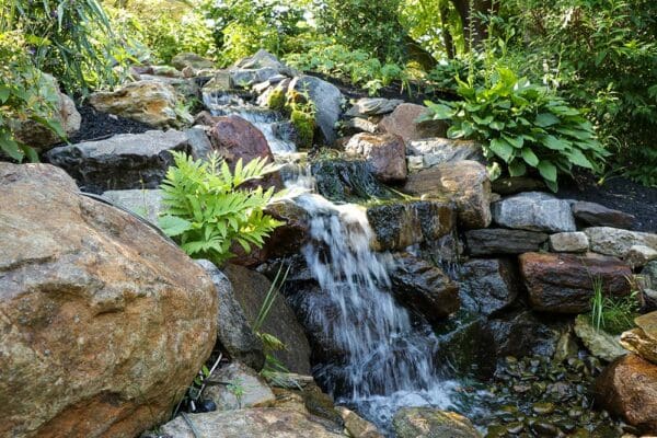 AquaReale | Koi Ponds, Water Features, Outdoor Fountains